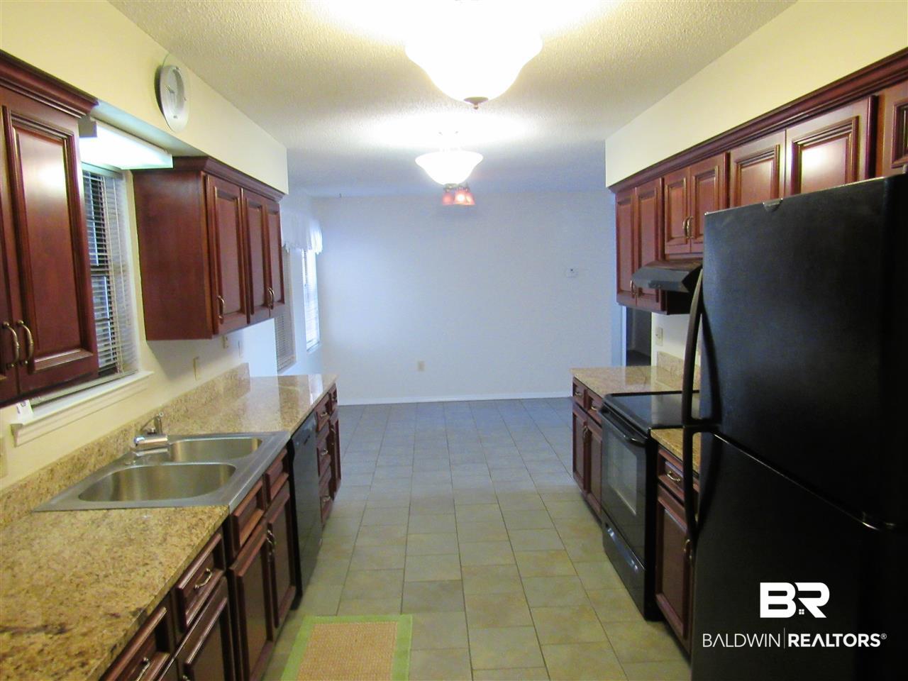 510 Ariel Avenue Foley, AL 36535 - Photo 5 of 18 New paint, granite countertops, nice cabinets....