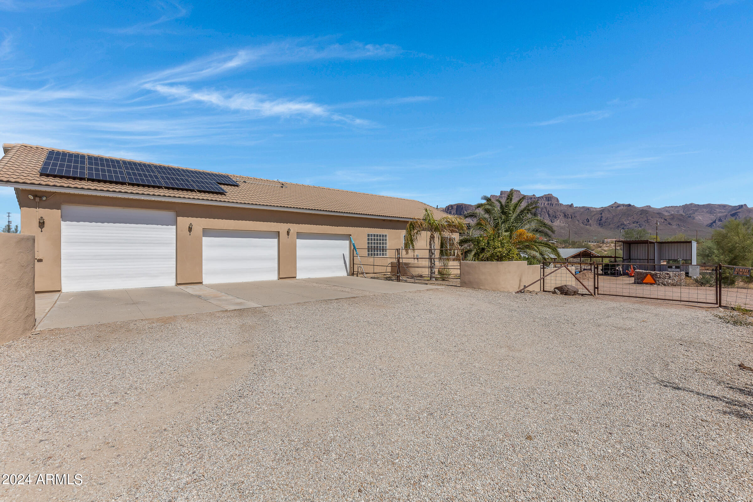 77 South Arroya Road Apache Junction, AZ 85119 - Photo 12 of 81 77 S Arroya Rd-5