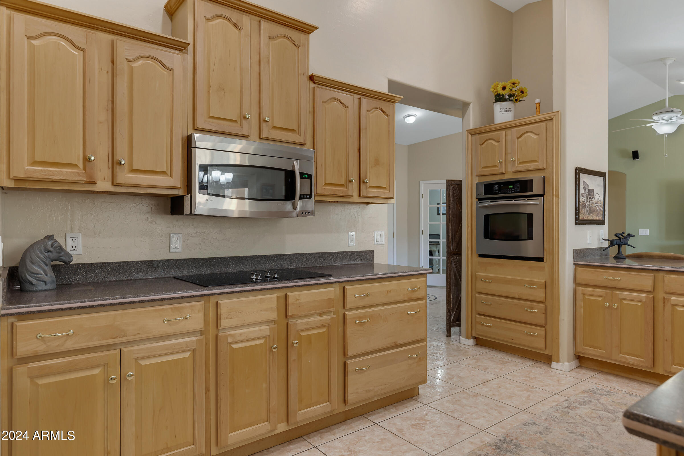 77 South Arroya Road Apache Junction, AZ 85119 - Photo 28 of 81 77 S Arroya Rd-25