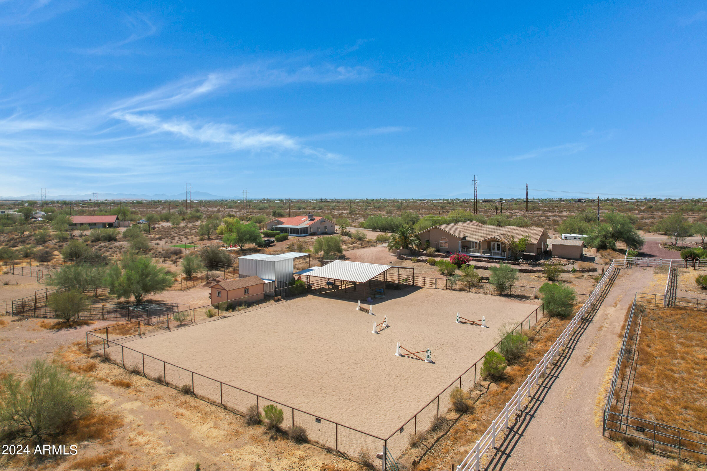 77 South Arroya Road Apache Junction, AZ 85119 - Photo 4 of 81 77 S Arroya Rd-67