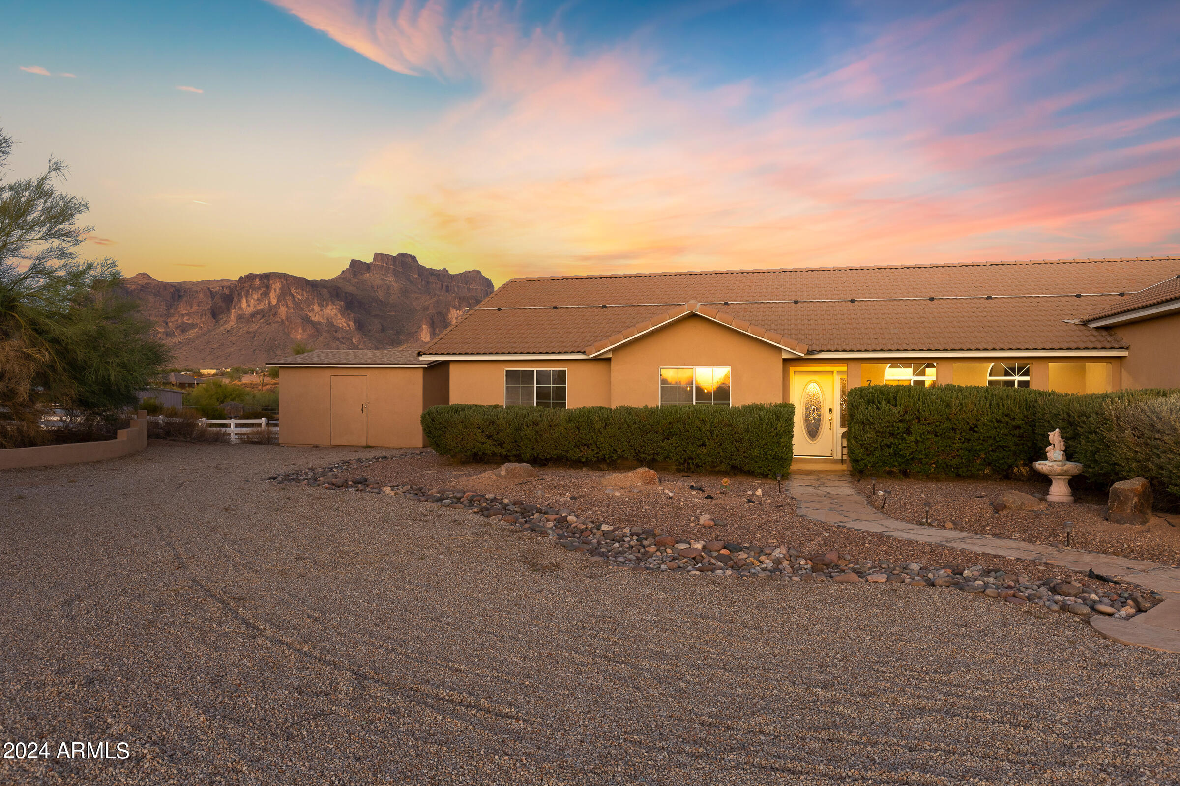 77 South Arroya Road Apache Junction, AZ 85119 - Photo 76 of 81 77 S Arroya Rd-79