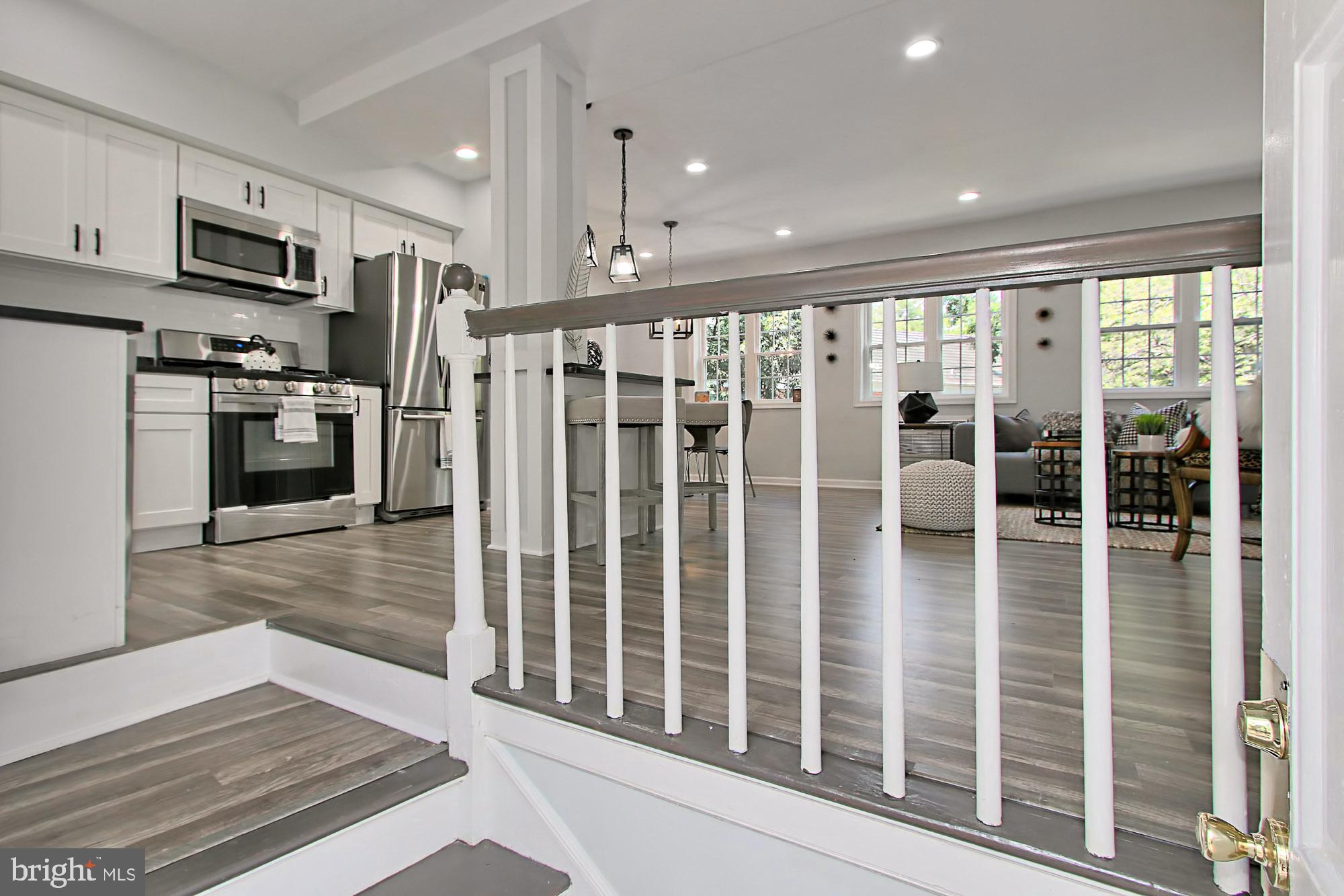 3204 Gunston Road Alexandria, VA 22302 - Photo 4 of 27