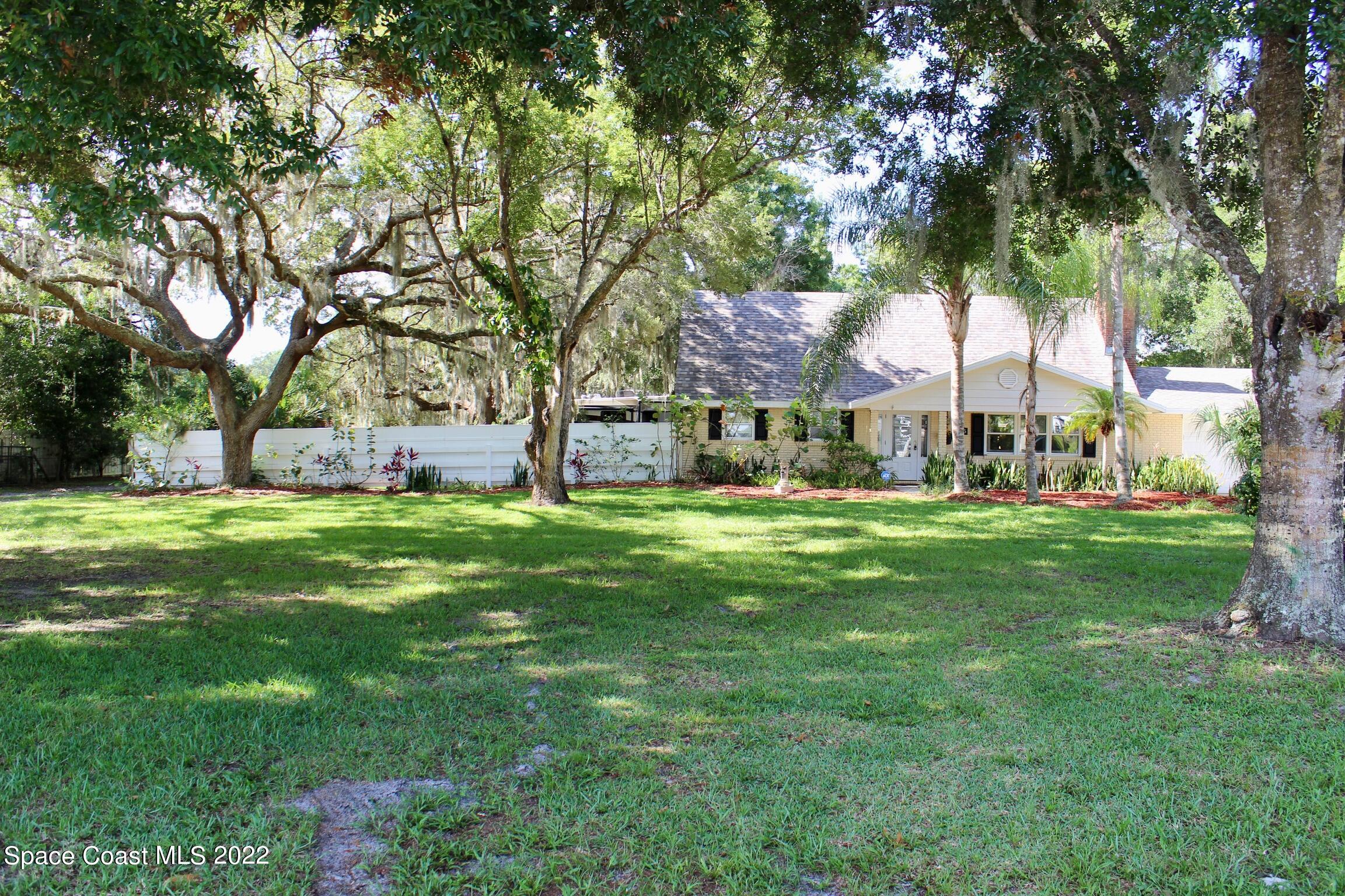 3665 Burkholm Road Mims, FL 32754 - Photo 11 of 62 7CDEDDC9-8F8A-40B3-9D37-963FF892BC04