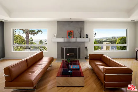 $6,995,000 | 1270 Lago Vista Drive, Beverly Hills, CA 90210