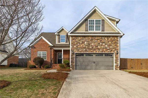 $385,500 | 132 Clubmoss Way, Clemmons, NC 27012