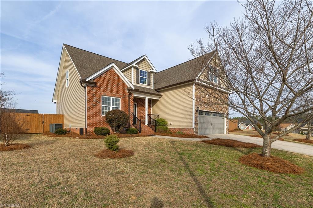 132 Clubmoss Way Clemmons, NC 27012 - Photo 2 of 34