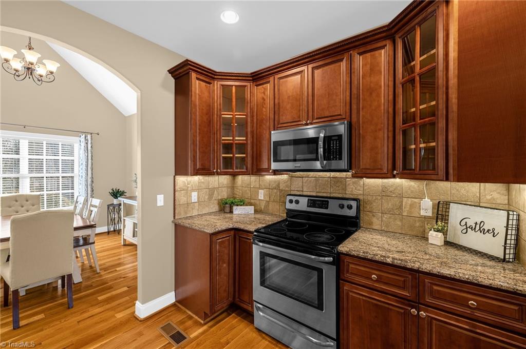 132 Clubmoss Way Clemmons, NC 27012 - Photo 10 of 34