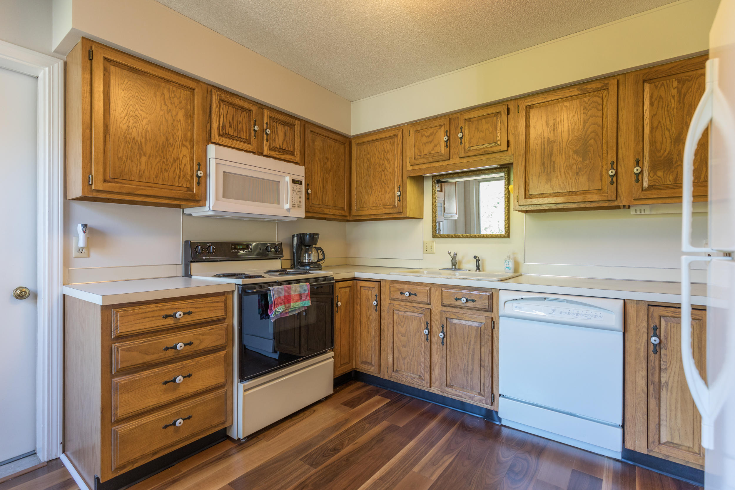 48 Foreside Common Road, Unit 48 Falmouth, ME 04105 - Photo 12 of 49 48_foreside_commons_web-24