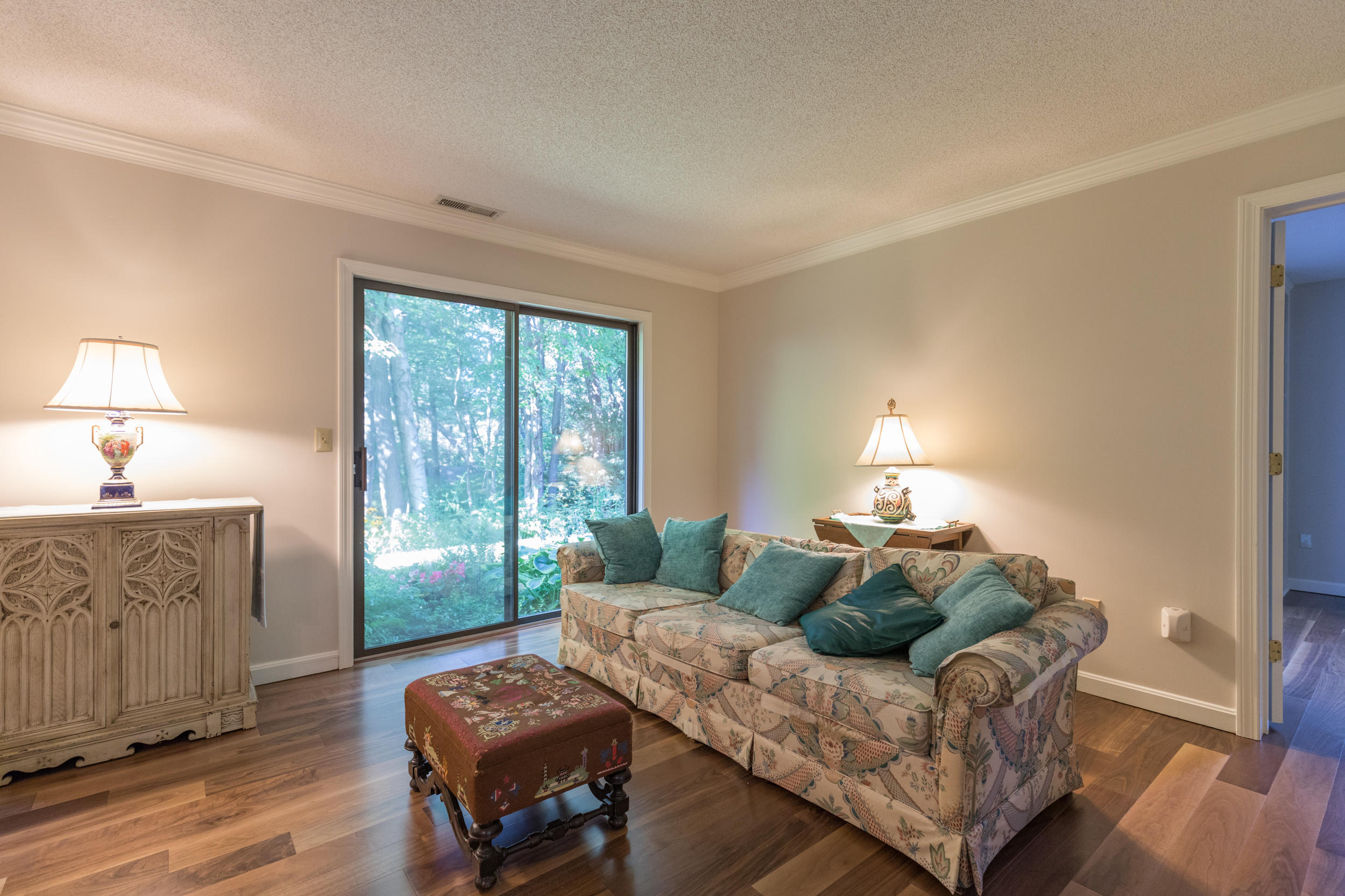 48 Foreside Common Road, Unit 48 Falmouth, ME 04105 - Photo 22 of 49 48_foreside_commons_web-36