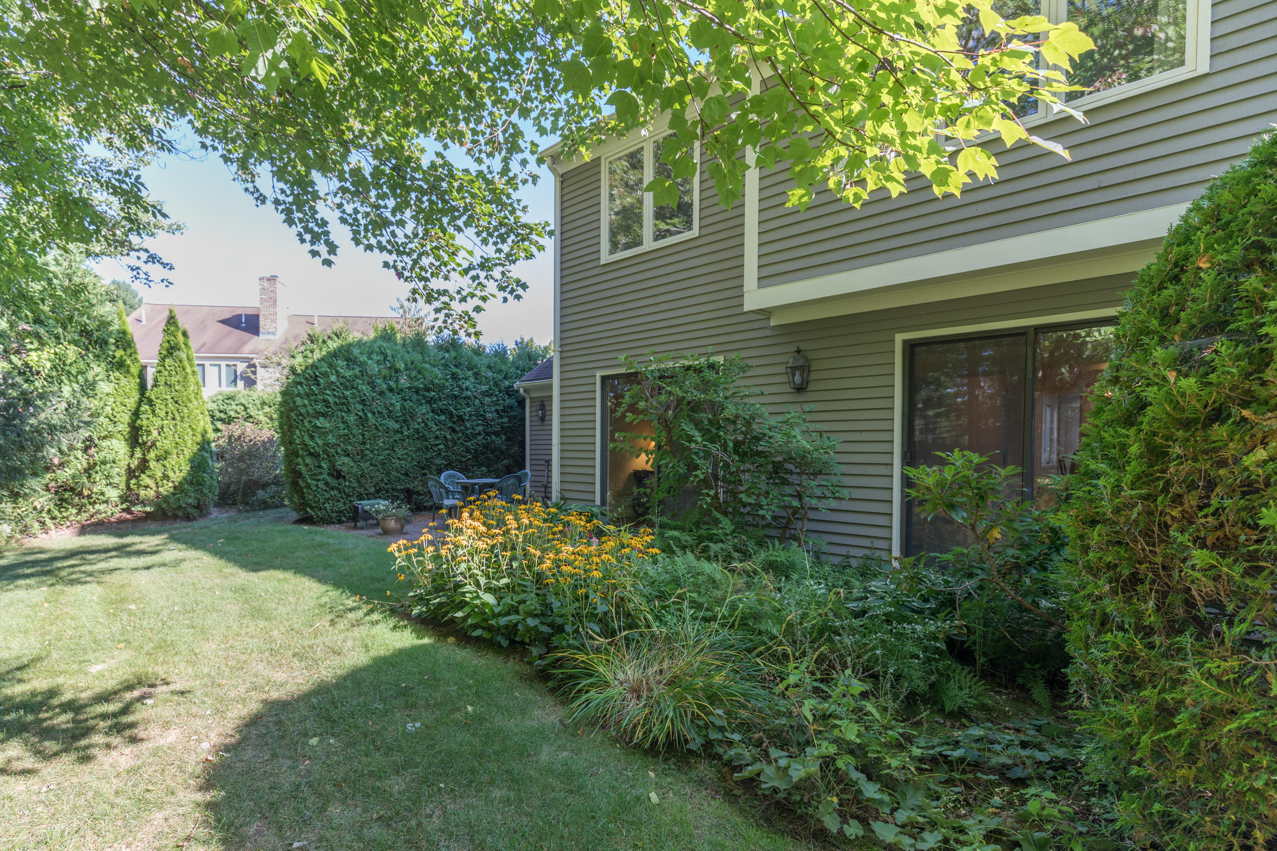 48 Foreside Common Road, Unit 48 Falmouth, ME 04105 - Photo 47 of 49 48_foreside_commons_web-16