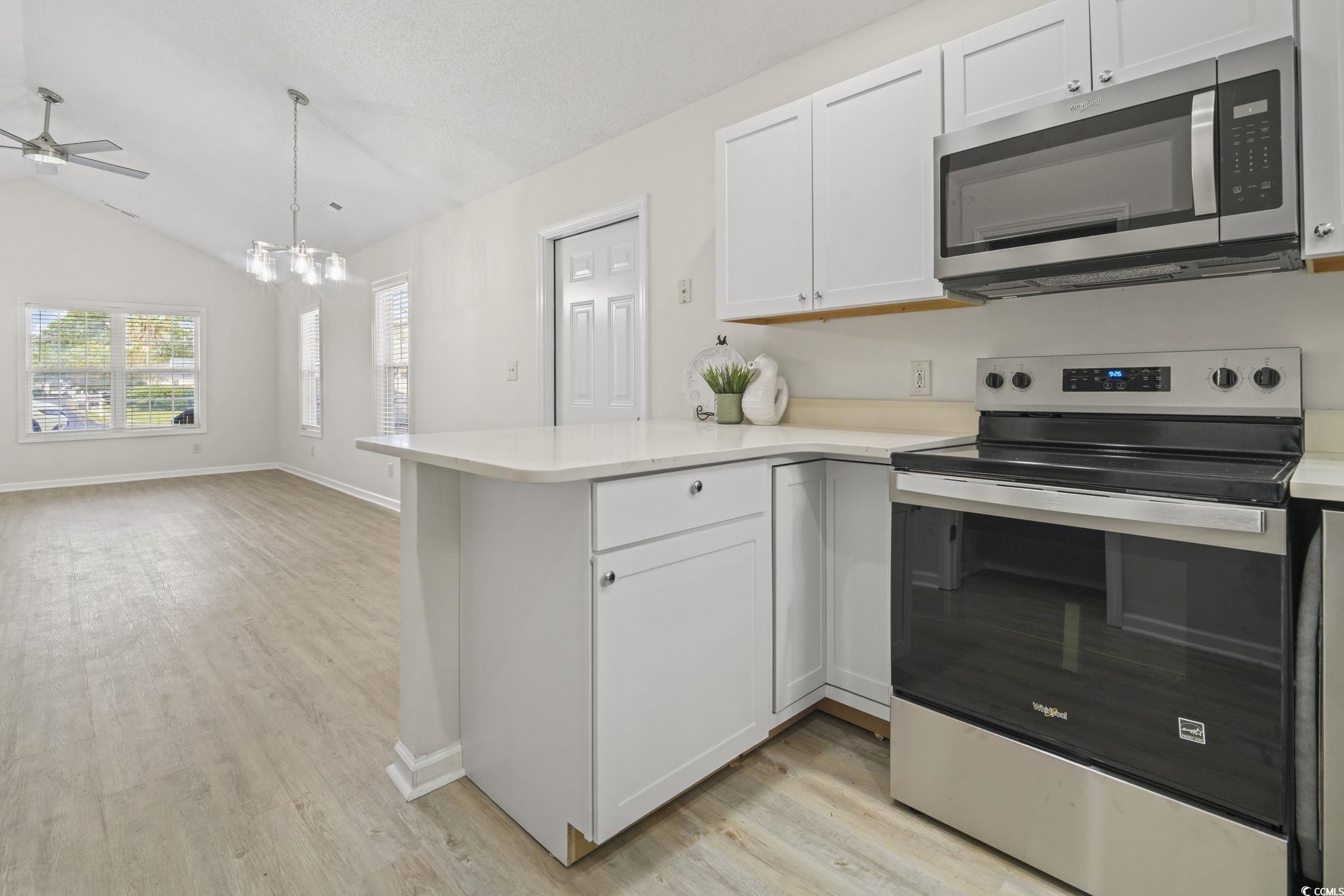 9889 Merry Lane Murrells Inlet, SC 29576 - Photo 10 of 32 Gallery Image 10