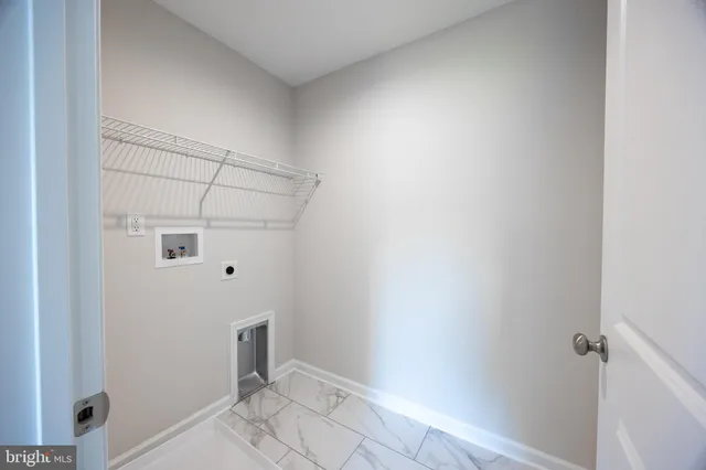 $376,900 | 28 Cabriolet Court, Martinsburg, WV 25401