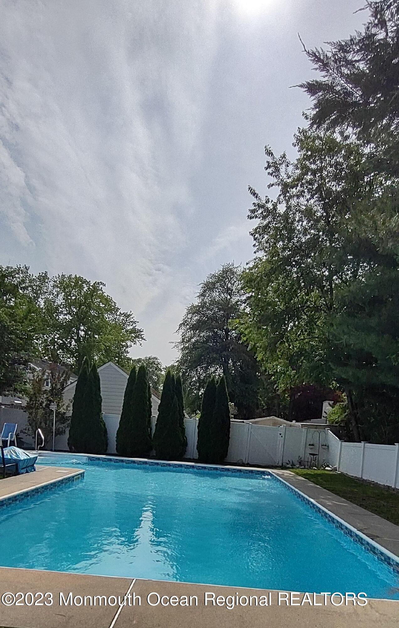 250 Cliftwood Road Oakhurst, NJ 07755 - Photo 20 of 40 IMG_20230620_160023491_HDR~2