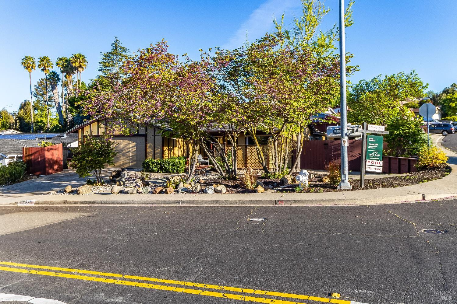 900 Seascape Circle Rodeo, CA 94572 - Photo 4 of 54