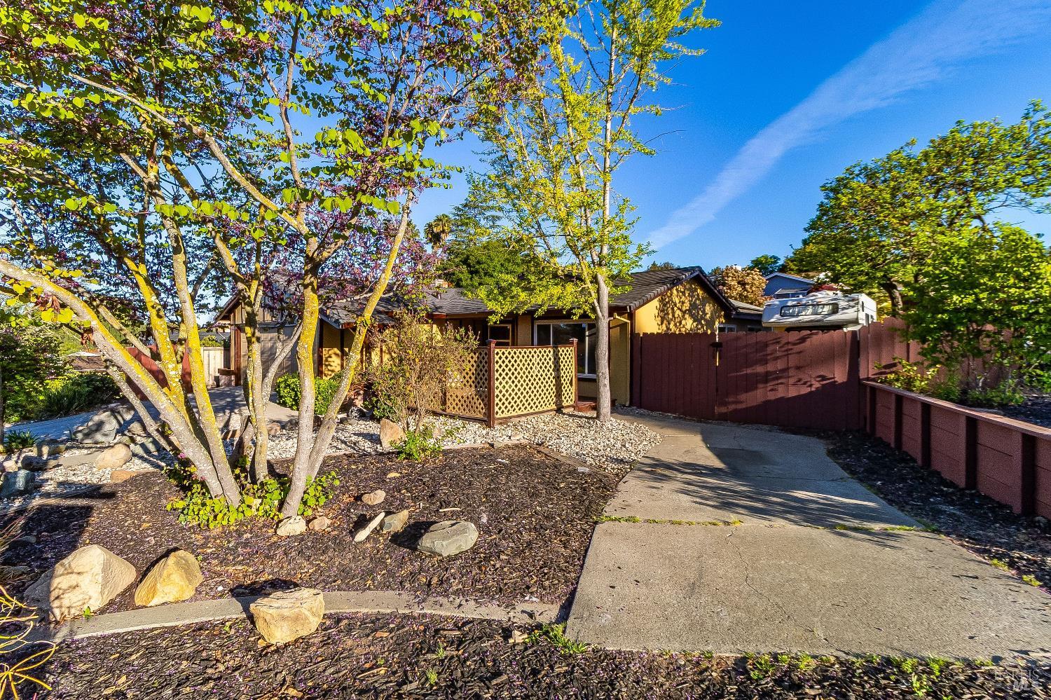 900 Seascape Circle Rodeo, CA 94572 - Photo 6 of 54