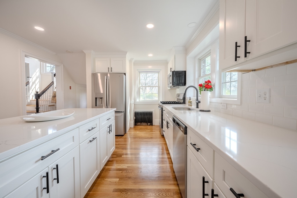 2 William Street Andover, MA 01810 - Photo 12 of 39