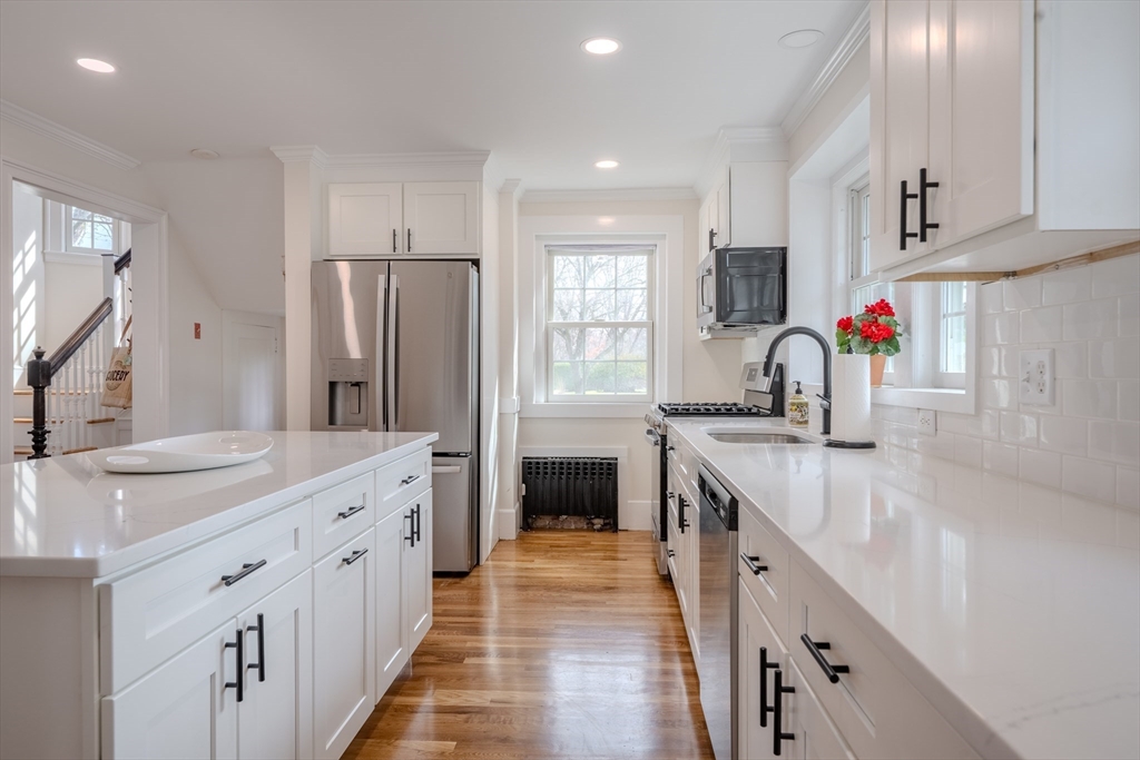 2 William Street Andover, MA 01810 - Photo 13 of 39