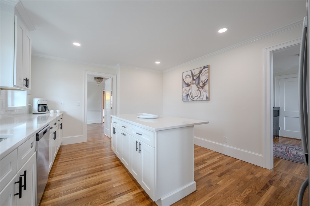 2 William Street Andover, MA 01810 - Photo 15 of 39