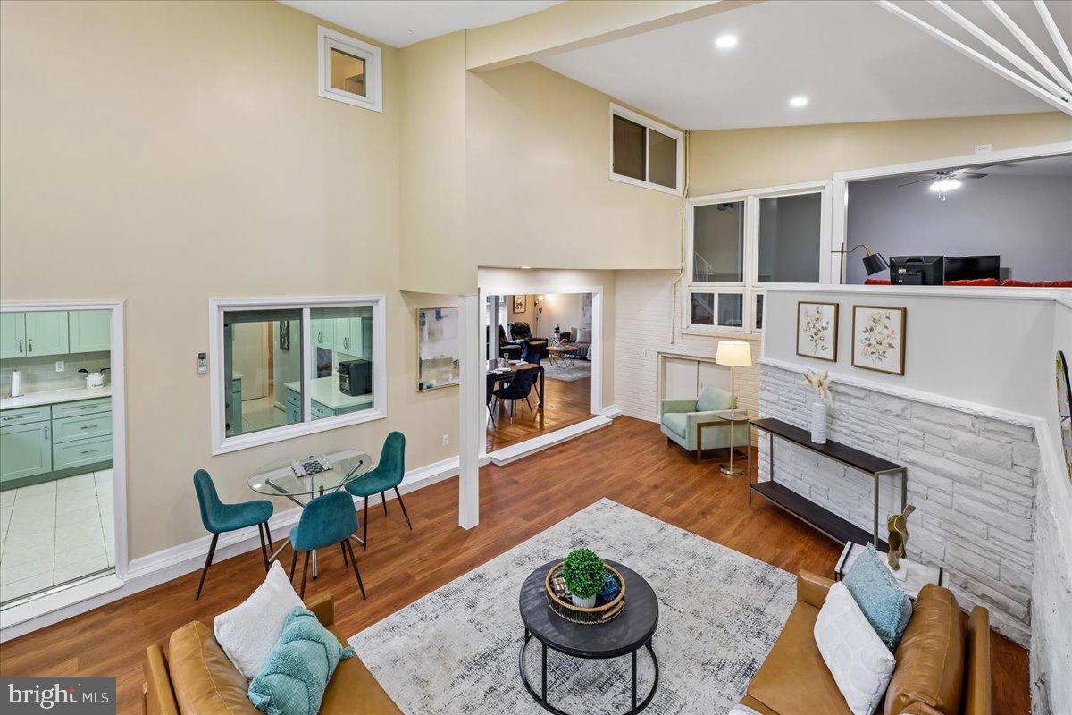 11518 Charlton Drive Silver Spring, MD 20902 - Photo 20 of 49 Great Room