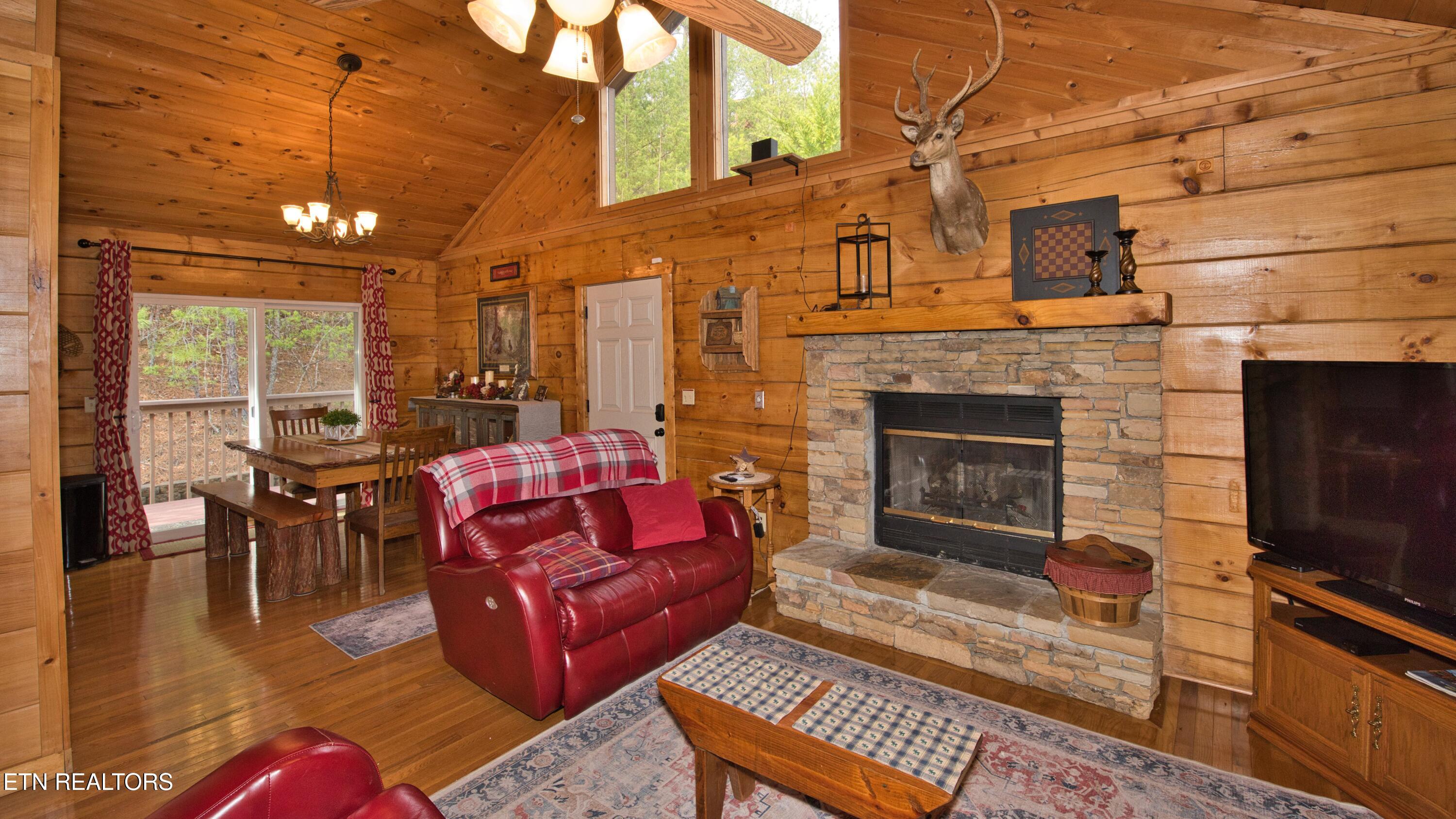 3209 Cristobal Way Sevierville, TN 37862 - Photo 3 of 30 SL8_8405