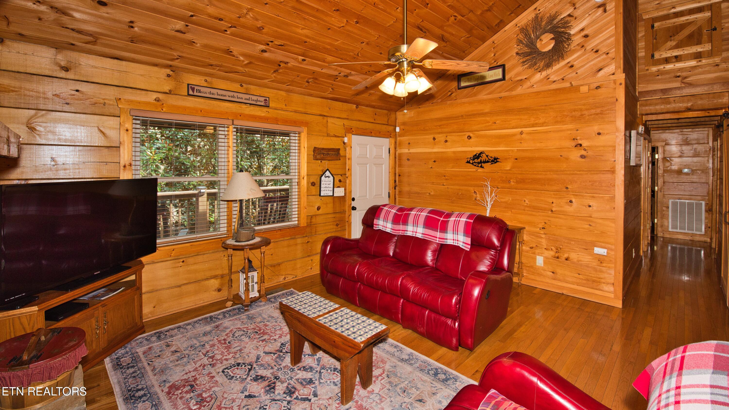 3209 Cristobal Way Sevierville, TN 37862 - Photo 4 of 30 SL8_8411