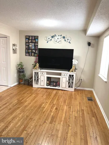 $399,000 | 1132 West Side Drive, Unit 32B, Gaithersburg, MD 20878