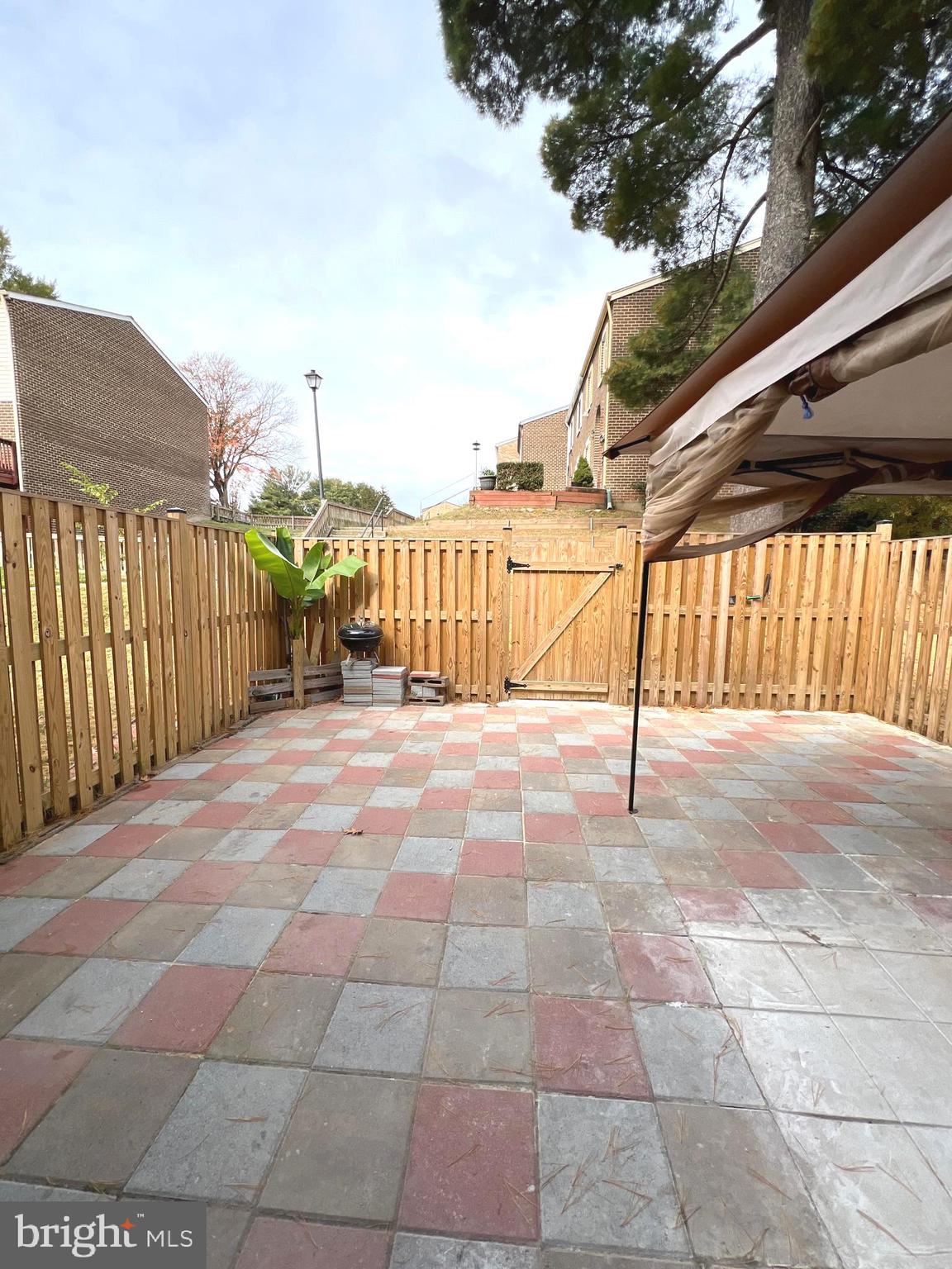1132 West Side Drive, Unit 32B Gaithersburg, MD 20878 - Photo 19 of 51 a view of a terrace with furniture