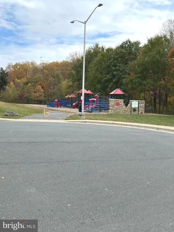 $399,000 | 1132 West Side Drive, Unit 32B, Gaithersburg, MD 20878