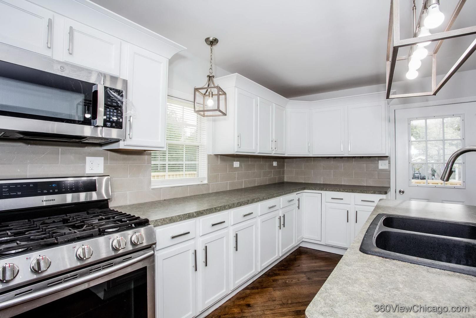 1514 West Norfolk Road Crete, IL 60417 - Photo 11 of 71 Gallery Image 11