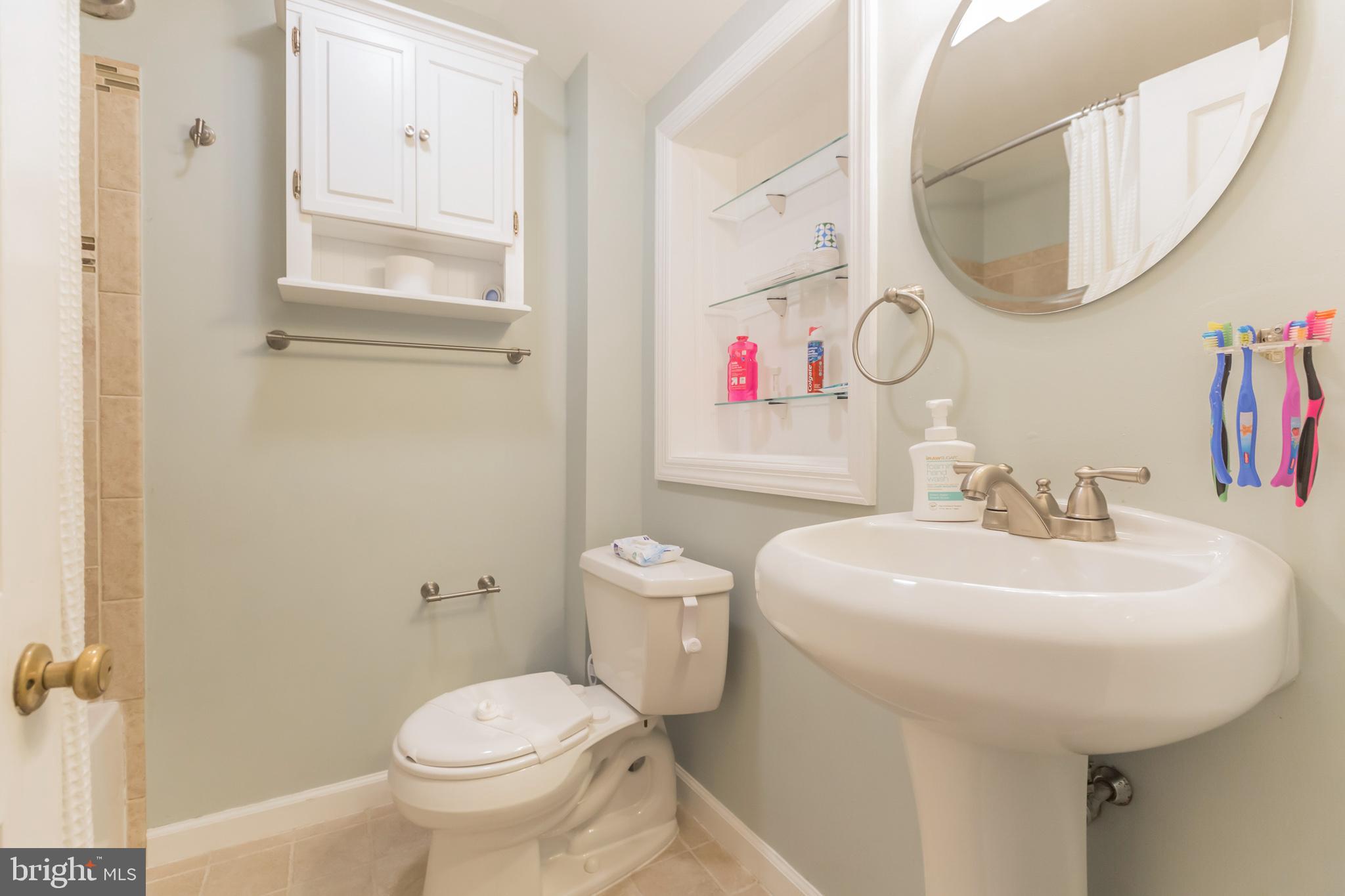 367 Shaw Road Ridley Park, PA 19078 - Photo 20 of 29 Bathroom