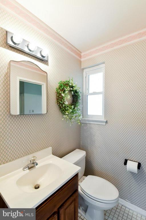 7509 Inzer Street Springfield, VA 22151 - Photo 16 of 30 Bath (Master)