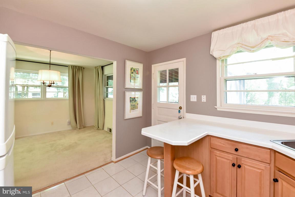 7509 Inzer Street Springfield, VA 22151 - Photo 9 of 30 Interior (General)