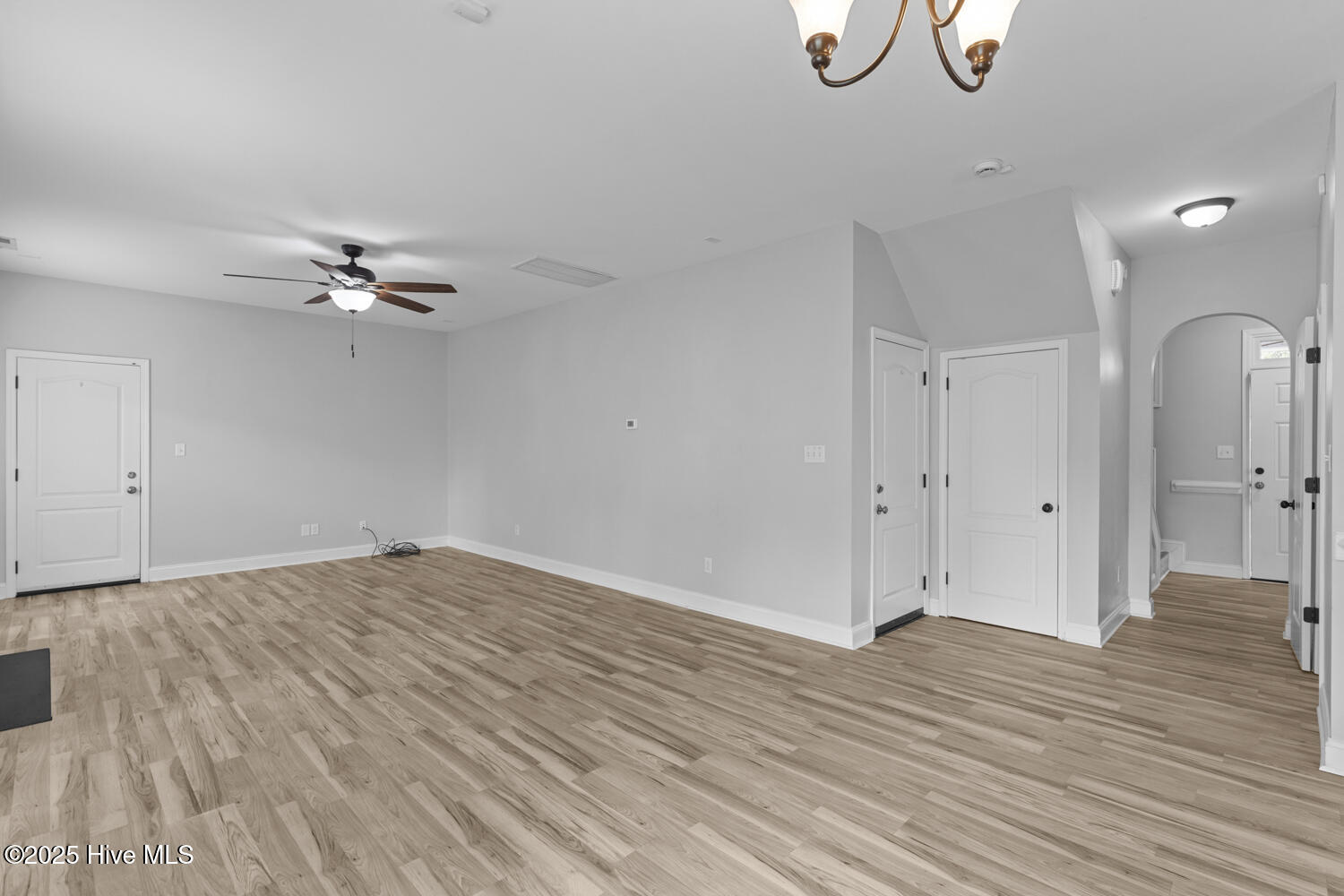 302 First Post Road Jacksonville, NC 28546 - Photo 14 of 38 Family Room