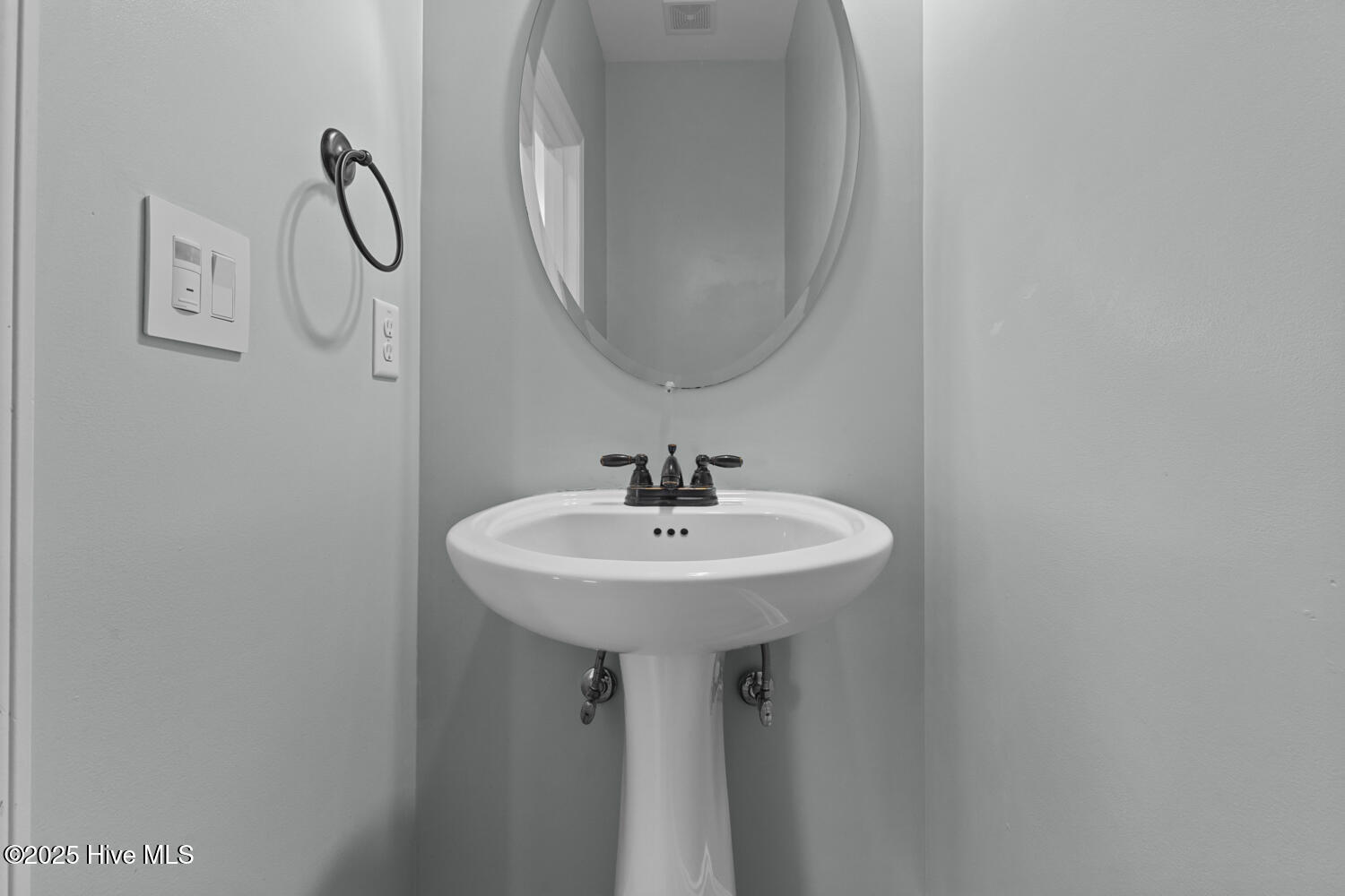 302 First Post Road Jacksonville, NC 28546 - Photo 17 of 38 Half Bath