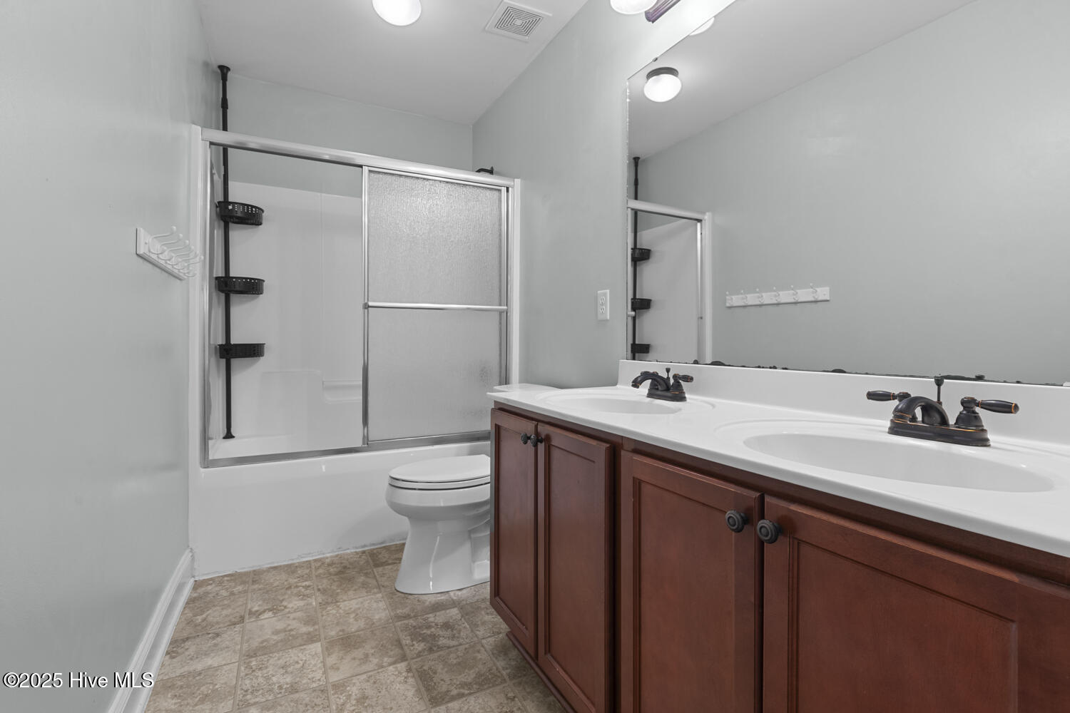 302 First Post Road Jacksonville, NC 28546 - Photo 26 of 38 Full Bath