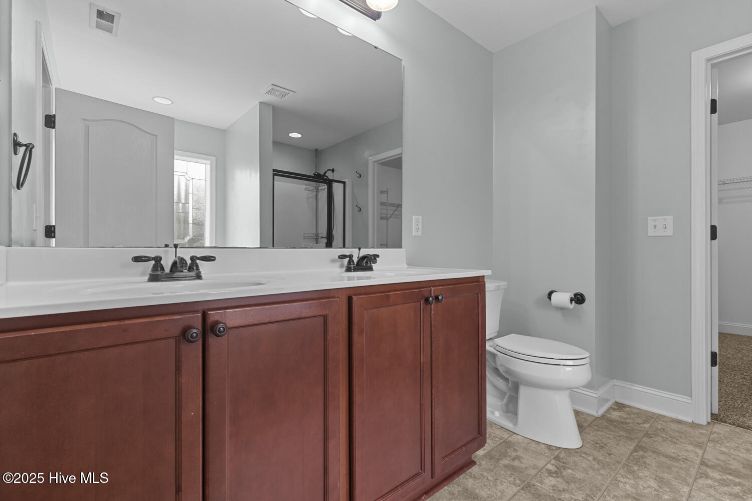 302 First Post Road Jacksonville, NC 28546 - Photo 31 of 38 Master Bath