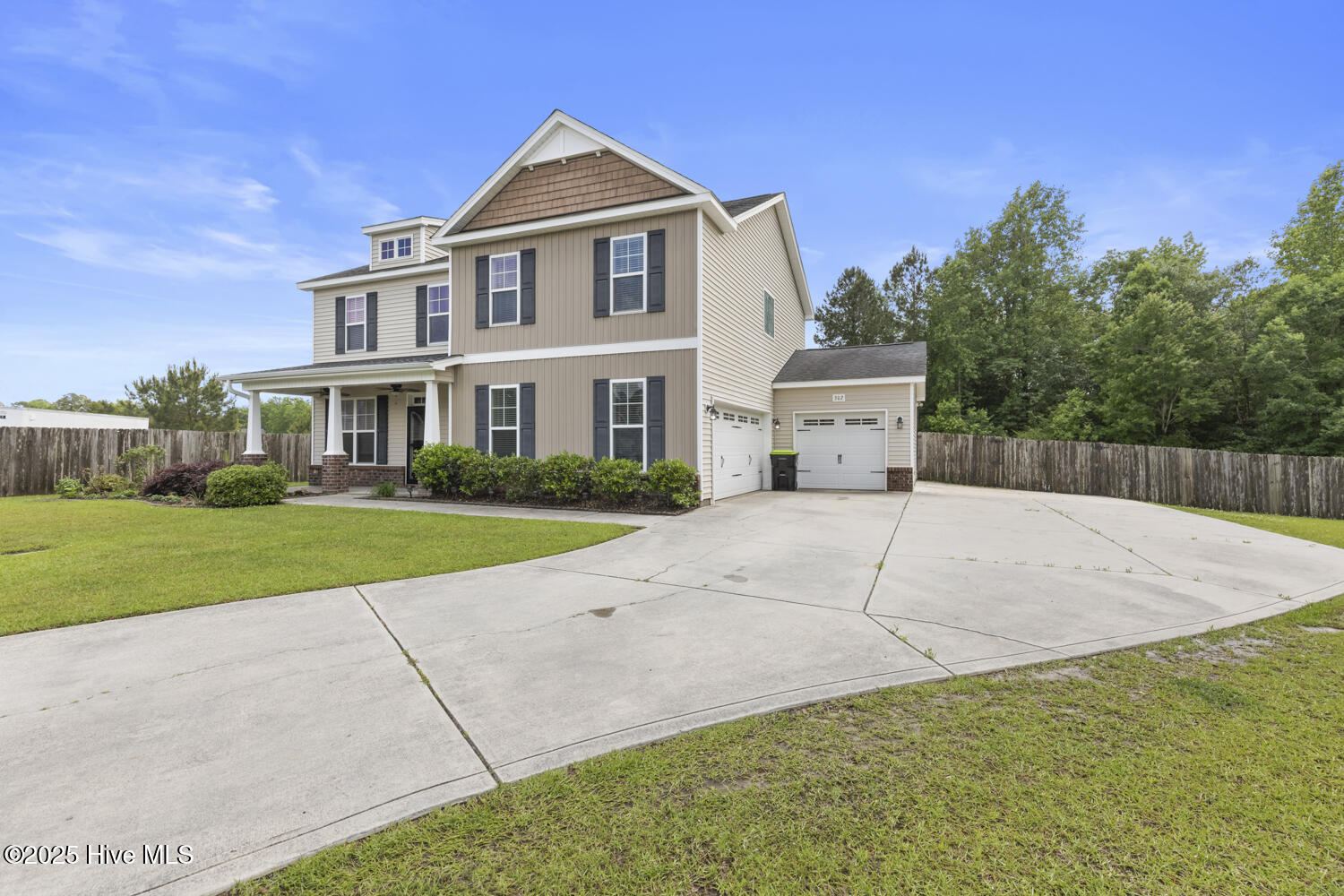 302 First Post Road Jacksonville, NC 28546 - Photo 4 of 38 Front View