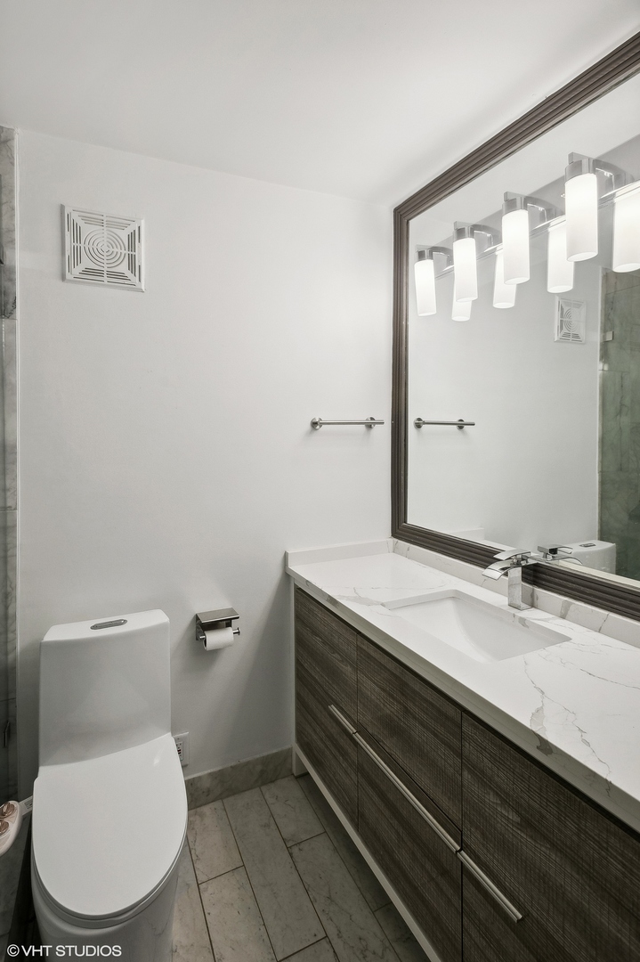 111 East Chestnut Street, Unit 56G Chicago, IL 60611 - Photo 23 of 36