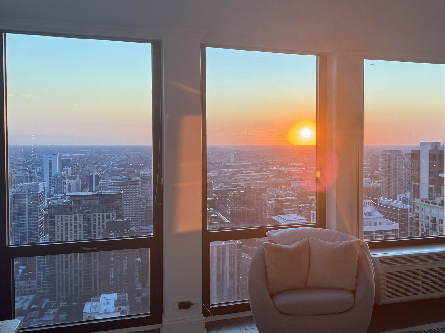 111 East Chestnut Street, Unit 56G Chicago, IL 60611 - Photo 6 of 36