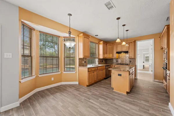 $399,000 | 6931 Royal Knoll Court, Pasadena, TX 77505