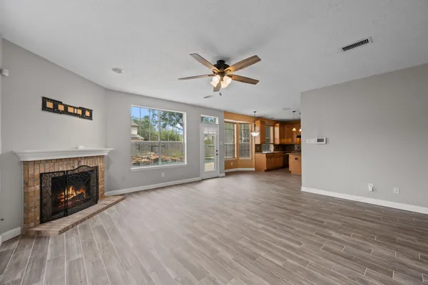 $399,000 | 6931 Royal Knoll Court, Pasadena, TX 77505