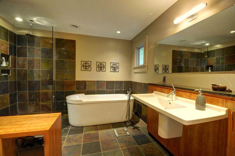 308 Center Street Mount Pleasant, SC 29464 - Photo 15 of 29 Master Bathroom