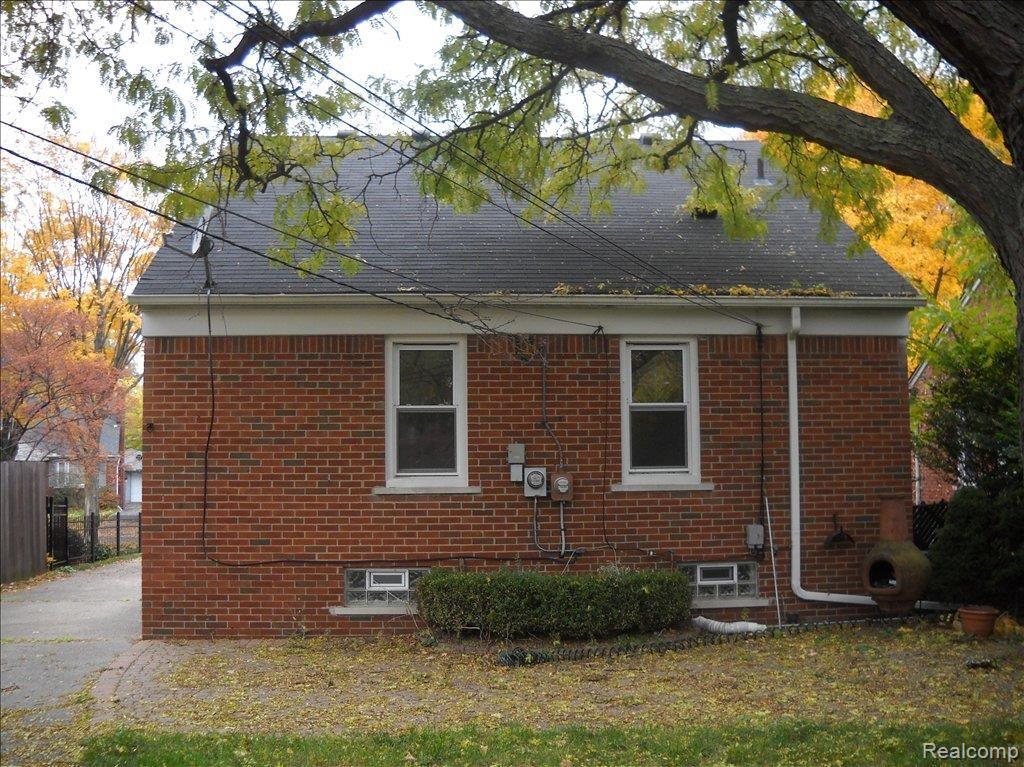 1872 Sheffield Road Birmingham, MI 48009 - Photo 5 of 20 5