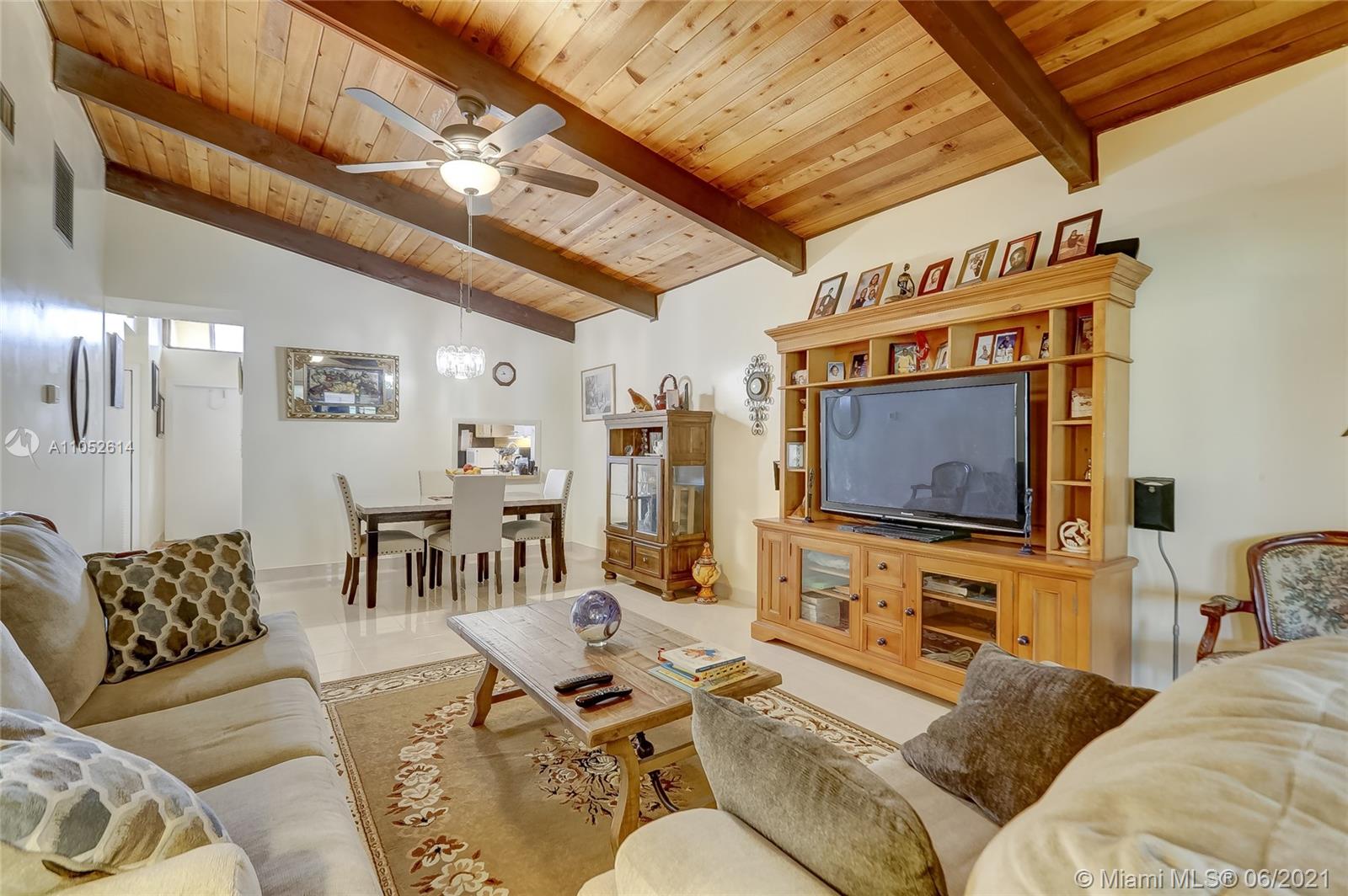 129 Gate Road, Unit 365 Hollywood, FL 33024 - Photo 2 of 71 Gallery Image 2
