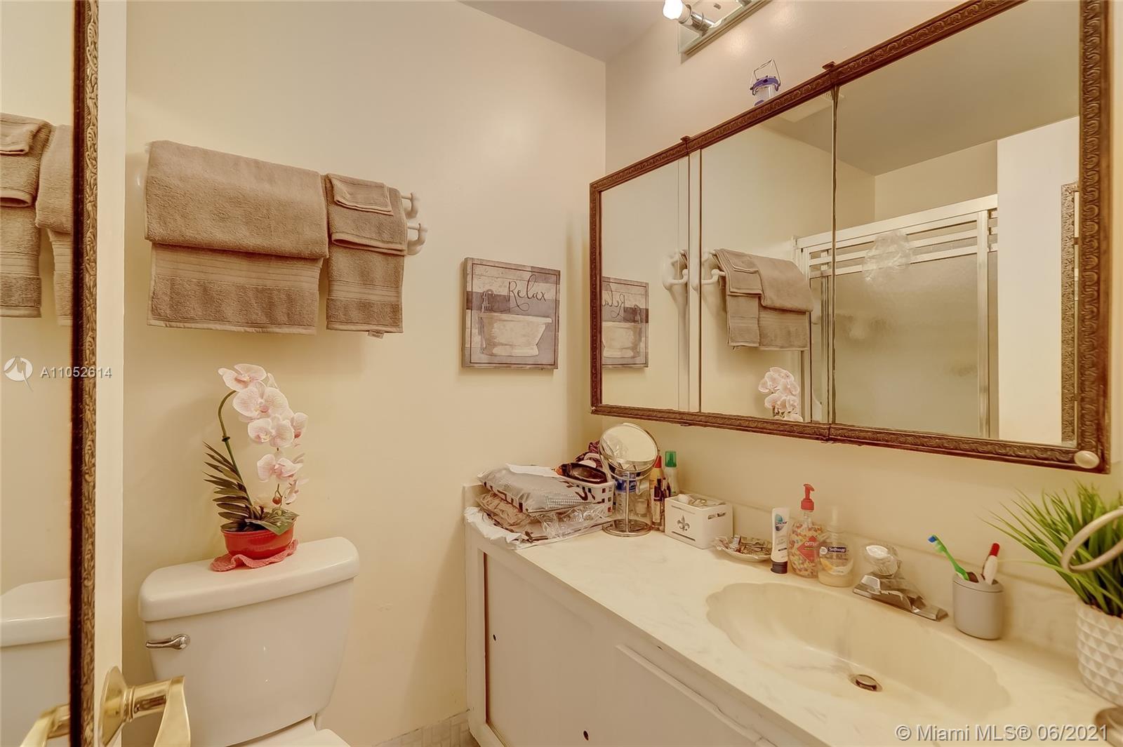 129 Gate Road, Unit 365 Hollywood, FL 33024 - Photo 18 of 71 Gallery Image 18