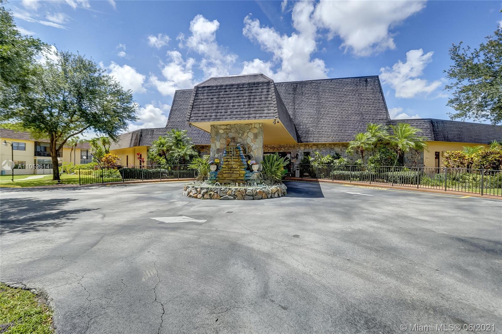 129 Gate Road, Unit 365 Hollywood, FL 33024 - Photo 32 of 71 Gallery Image 32