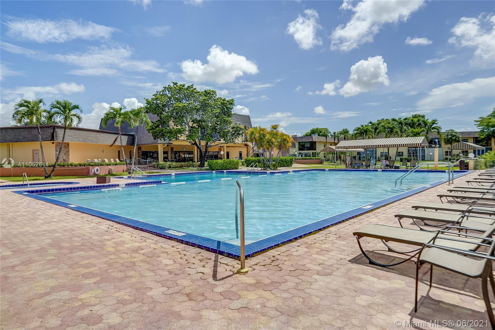 129 Gate Road, Unit 365 Hollywood, FL 33024 - Photo 43 of 71 Gallery Image 43