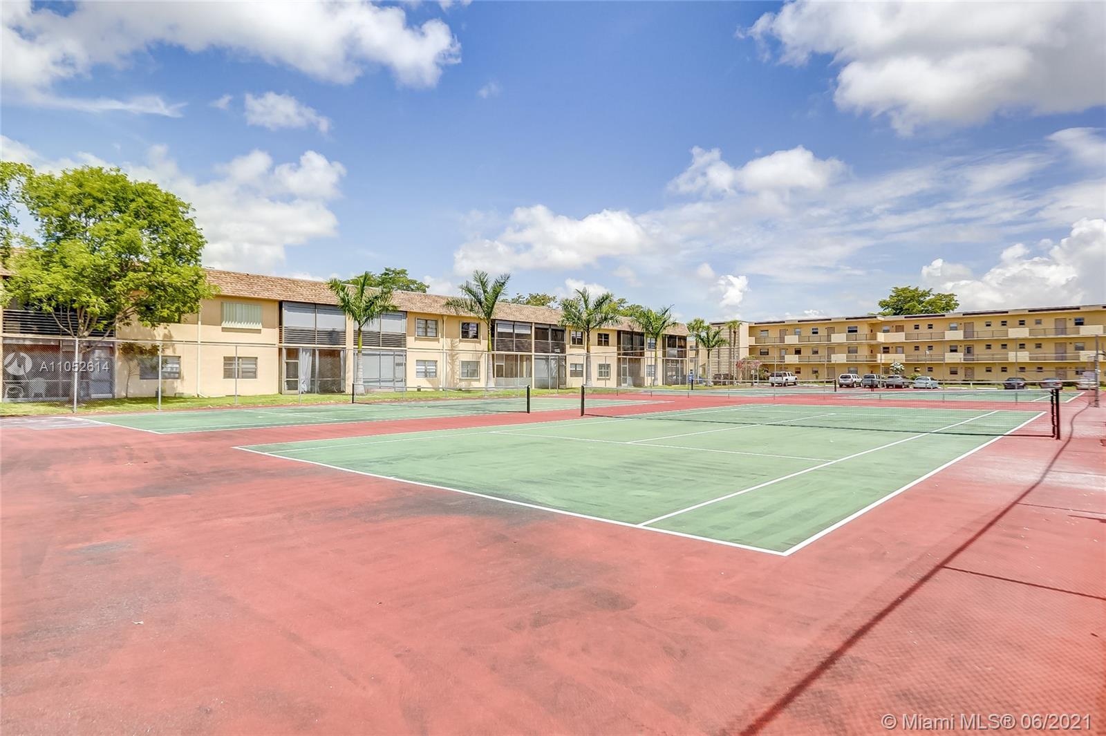 129 Gate Road, Unit 365 Hollywood, FL 33024 - Photo 44 of 71 Gallery Image 44
