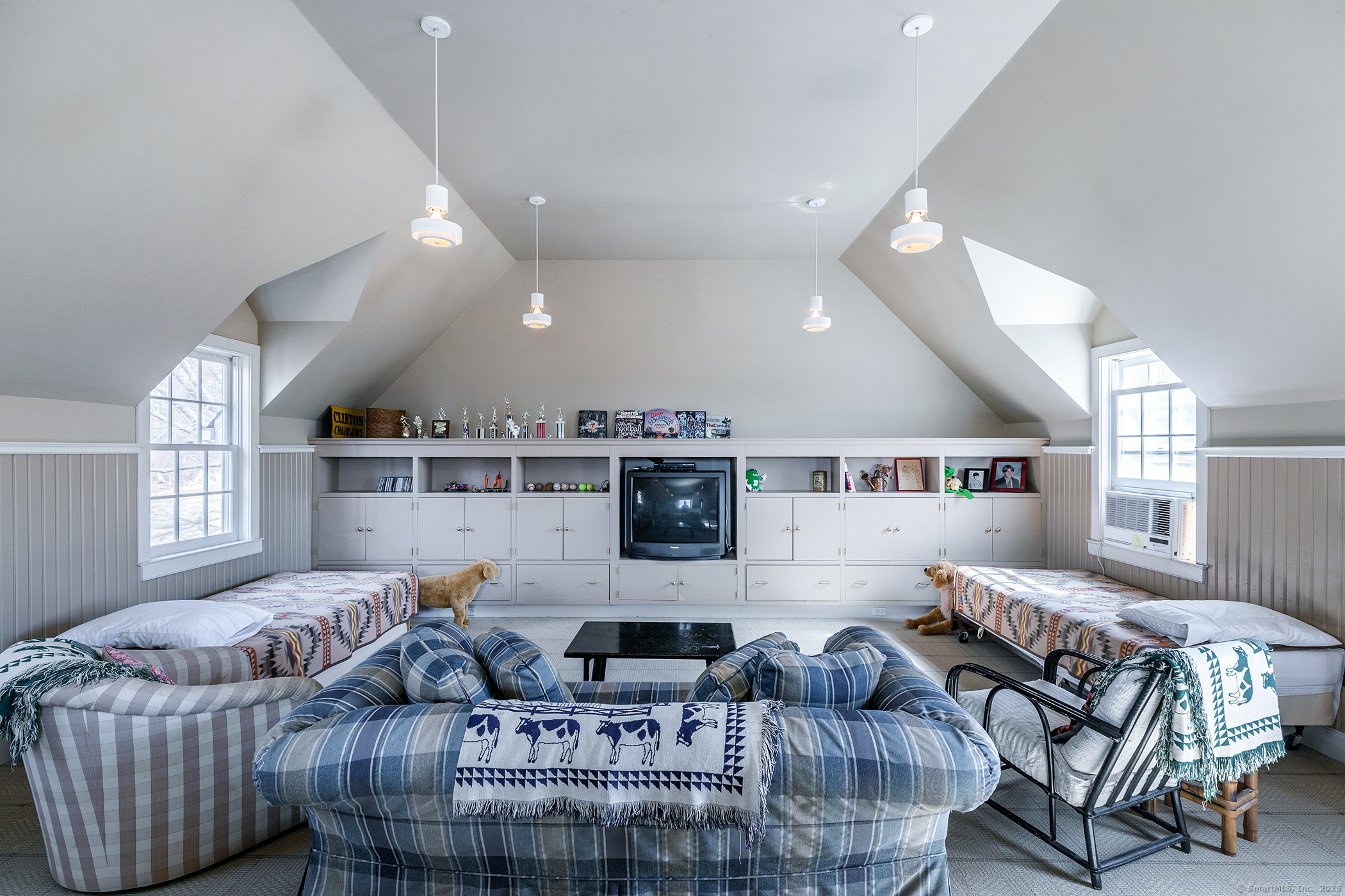 196 Baldwin Hill Road Washington, CT 06777 - Photo 18 of 28 a living room with furniture