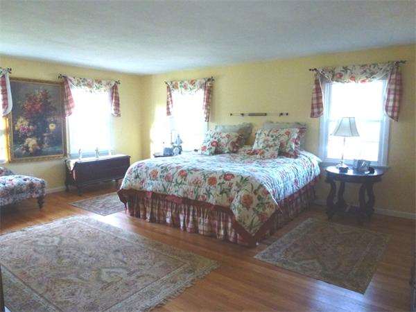 75 Rugby Road Longmeadow, MA 01106 - Photo 21 of 28 Gallery Image 21